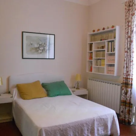 Σπίτι διακοπών Garden House 5 Mins From Port
